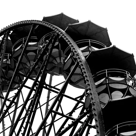 TRIANGULAR NOIR - 7 x 16 - 5 x 150 - Dep-5
